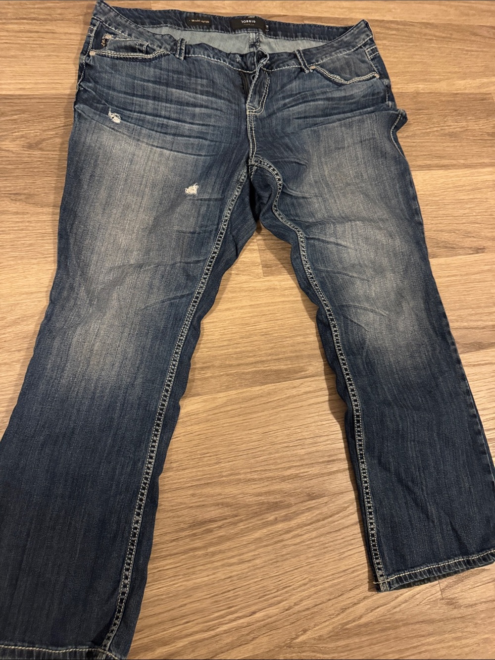 Classic Women's relaxed bootLeg Jeans - Blue